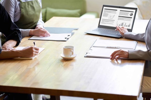 Optimisez votre e-commerce avec notre consultant SEO spécialisé en boutiques en ligne